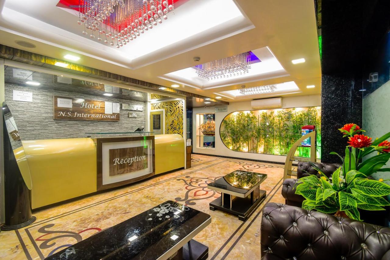N S国际酒店 加尔各答 外观 照片